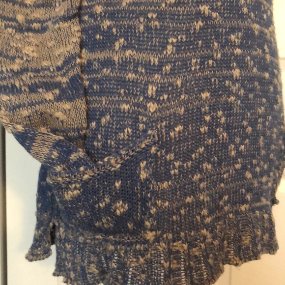 Ladies Sweater - Picture 6 of 6